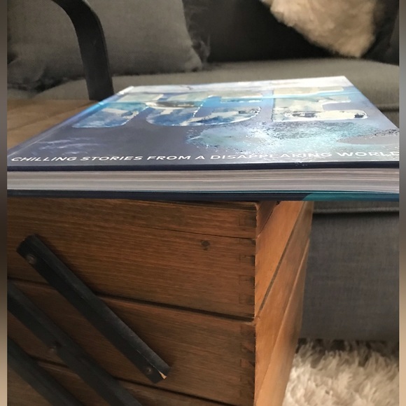 Ice Chilling Stories From A Disappearing World Hardback Coffee Table Book - Picture 7 of 9